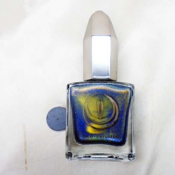 Mooncat Nail Polish Lacquer - Curiosity's Trap - Magnetic - Cateye + Magnet - Picture 7 of 9